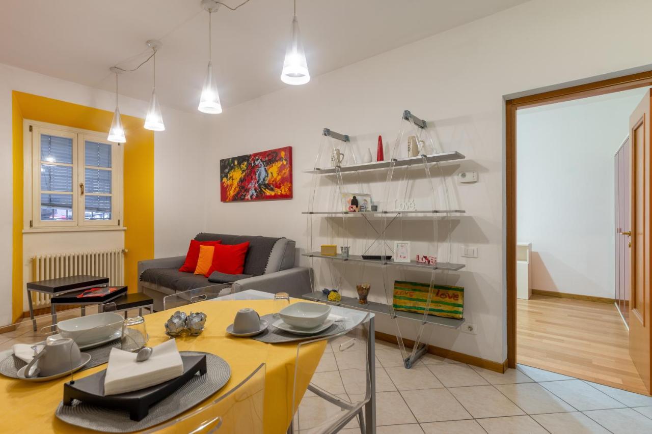 Casa Vacanze Penelope In Centro Storico Trieszt Kültér fotó
